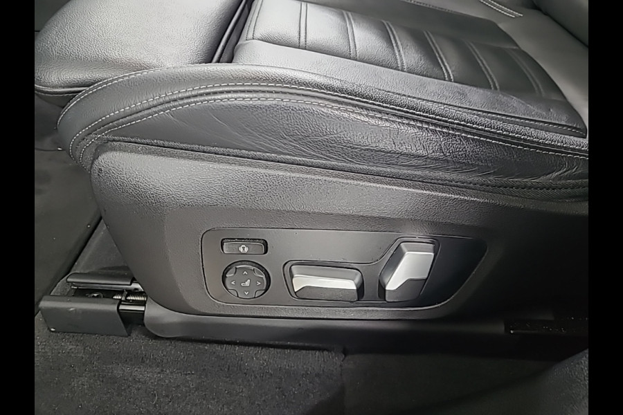 BMW iX3 High Executive 80 kWh | Panoramadak | Keyless | Stoelverwarming | Harman Kardon | Memory Seat | Head-Up Display | 360 Camera | Adaptief Onderstel | Trekhaak | Adaptive LED | Elektrische Stoelen | Apple Carplay |