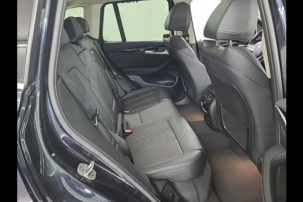 BMW iX3 High Executive 80 kWh | Panoramadak | Keyless | Stoelverwarming | Harman Kardon | Memory Seat | Head-Up Display | 360 Camera | Adaptief Onderstel | Trekhaak | Adaptive LED | Elektrische Stoelen | Apple Carplay |