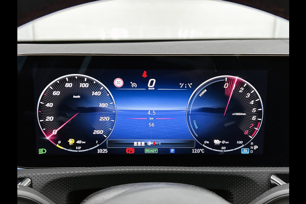 Mercedes-Benz A-Klasse 250 e Business Solution AMG | Panoramaschuifdak | Stoelverwarming | Multibeam LED | Smartphone integratie | Sfeerverlichting 64 kleuren | Extra USB-poorten |