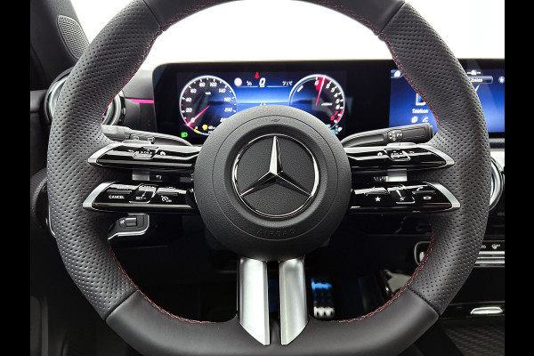 Mercedes-Benz A-Klasse 250 e Business Solution AMG | Panoramaschuifdak | Stoelverwarming | Multibeam LED | Smartphone integratie | Sfeerverlichting 64 kleuren | Extra USB-poorten |