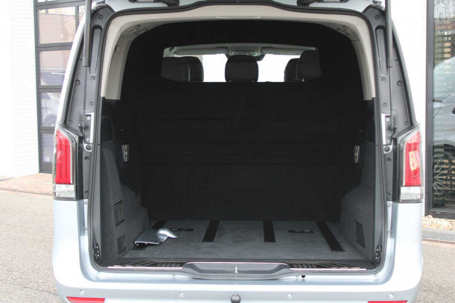 Mercedes-Benz V-Klasse 220d / Lang / DC / New Model / 2x Schuifdeur / Burmester / 360 Camera / NIEUWSTAAT