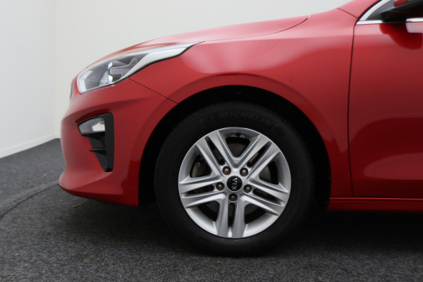 Kia Ceed Sportswagon 1.4 T-GDi Automaat DynamicPlusLine Climate, Apple Carplay, ACC, Camera, Verwarmd Stuurwiel, Trekhaak, 16''