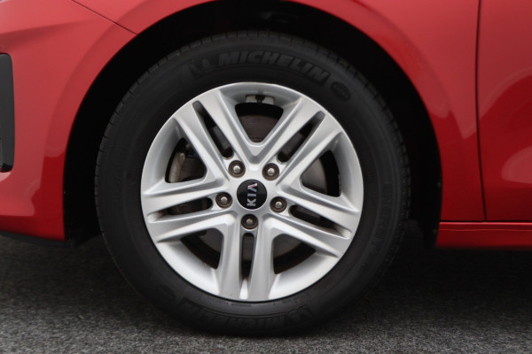 Kia Ceed Sportswagon 1.4 T-GDi Automaat DynamicPlusLine Climate, Apple Carplay, ACC, Camera, Verwarmd Stuurwiel, Trekhaak, 16''