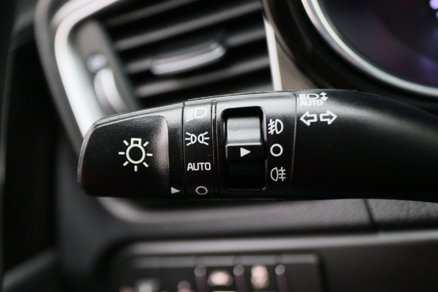 Kia Ceed Sportswagon 1.4 T-GDi Automaat DynamicPlusLine Climate, Apple Carplay, ACC, Camera, Verwarmd Stuurwiel, Trekhaak, 16''