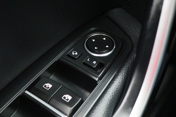 Kia Ceed Sportswagon 1.4 T-GDi Automaat DynamicPlusLine Climate, Apple Carplay, ACC, Camera, Verwarmd Stuurwiel, Trekhaak, 16''