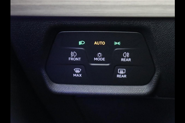 Seat Leon 1.4 TSI eHybrid PHEV Xcellence | Adaptive cruise | Carplay | Sfeerverlichting | Navigatie | Leder/Alcantara | Camera | Digital Cockpit | Plug In