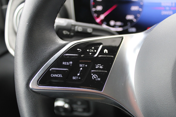 Mercedes-Benz V-Klasse 220d / Lang / DC / New Model / 2x Schuifdeur / Burmester / 360 Camera / NIEUWSTAAT