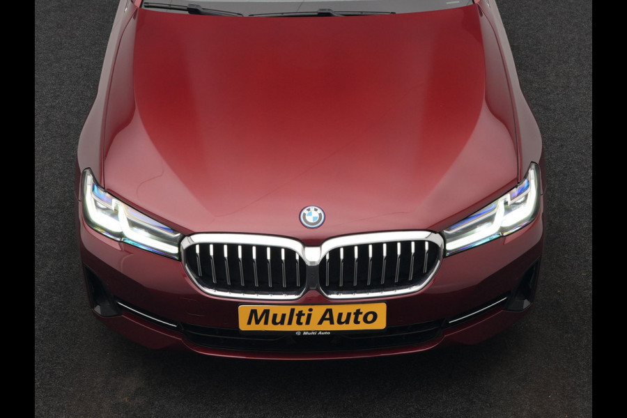 BMW 5 Serie Touring 530e Individual Plug In Hybrid 293pk Dealer O.H Aventurinrot Metallic PHEV | Panodak | Luxe Lederen Comfortzetels Memory & Ventilatie | Laser LED | Adaptive Cruise | Head Up | Harman Kardon | Keyless |