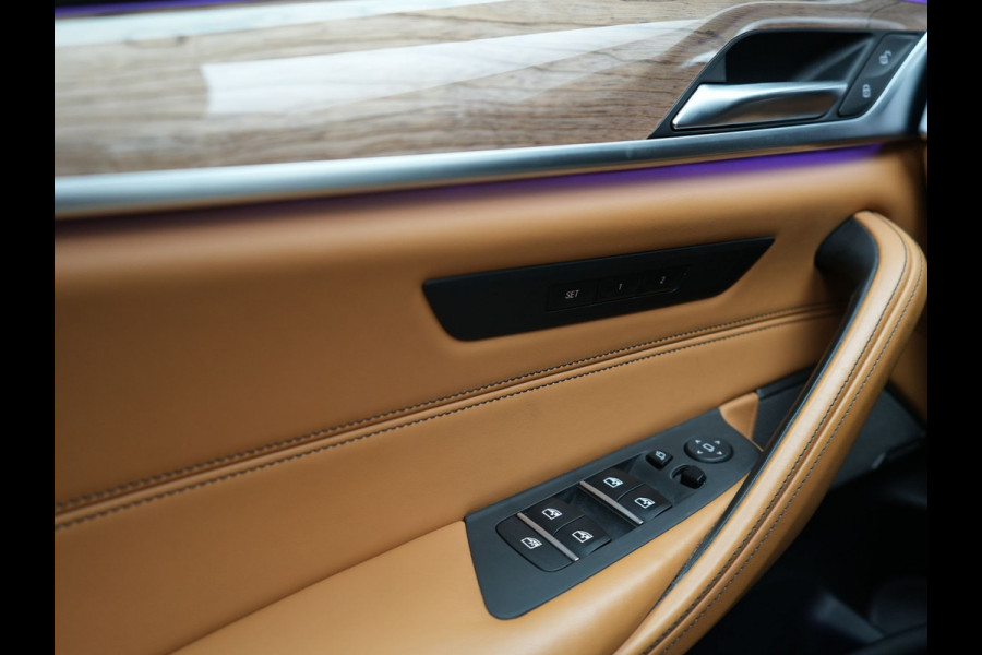 BMW 5 Serie Touring 530e Individual Plug In Hybrid 293pk Dealer O.H Aventurinrot Metallic PHEV | Panodak | Luxe Lederen Comfortzetels Memory & Ventilatie | Laser LED | Adaptive Cruise | Head Up | Harman Kardon | Keyless |