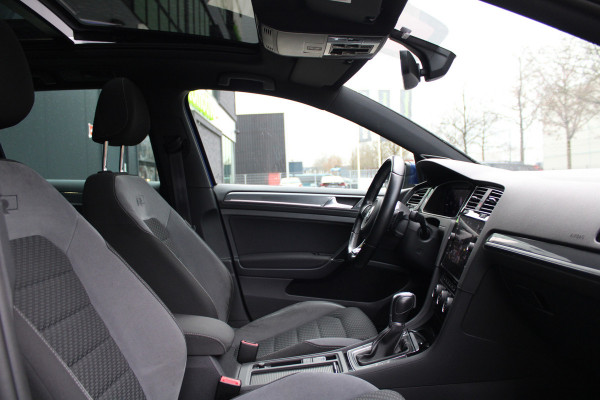 Volkswagen Golf Variant 1.5 TSI Highline | NAP | PANO | DEALER ONDH | DYNAUDIO | KEYLESS | LED | TREKHAAK |