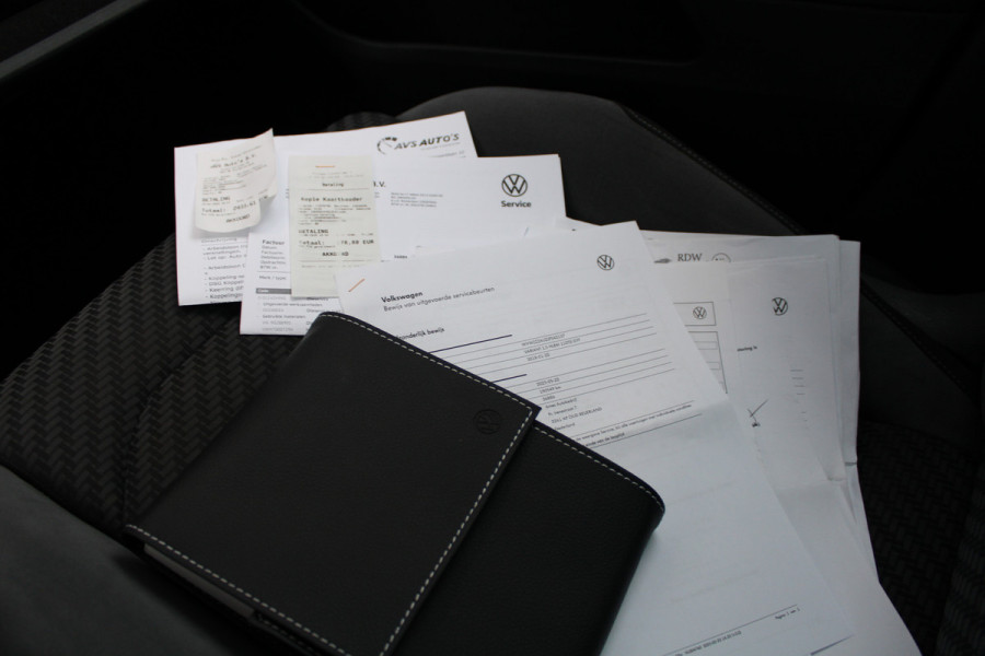 Volkswagen Golf Variant 1.5 TSI Highline | NAP | PANO | DEALER ONDH | DYNAUDIO | KEYLESS | LED | TREKHAAK |