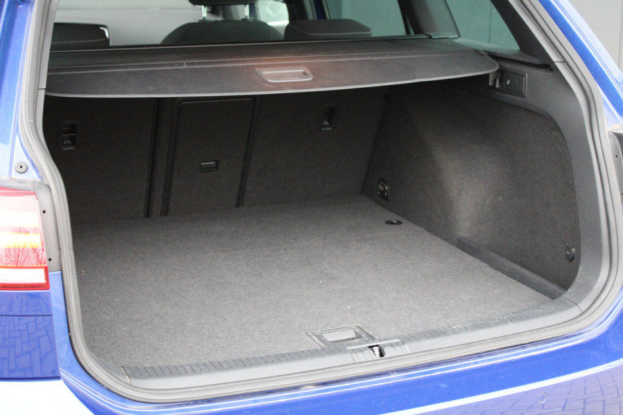 Volkswagen Golf Variant 1.5 TSI Highline | NAP | PANO | DEALER ONDH | DYNAUDIO | KEYLESS | LED | TREKHAAK |