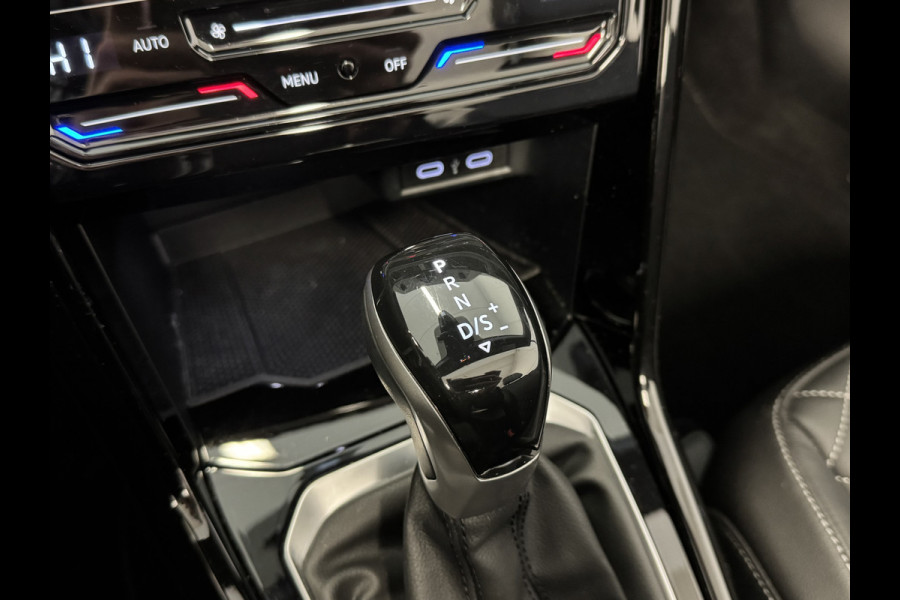 Volkswagen T-Roc Cabrio 1.5 TSI 150PK R-LINE SPORT LEDER/NAVI/CAMERA