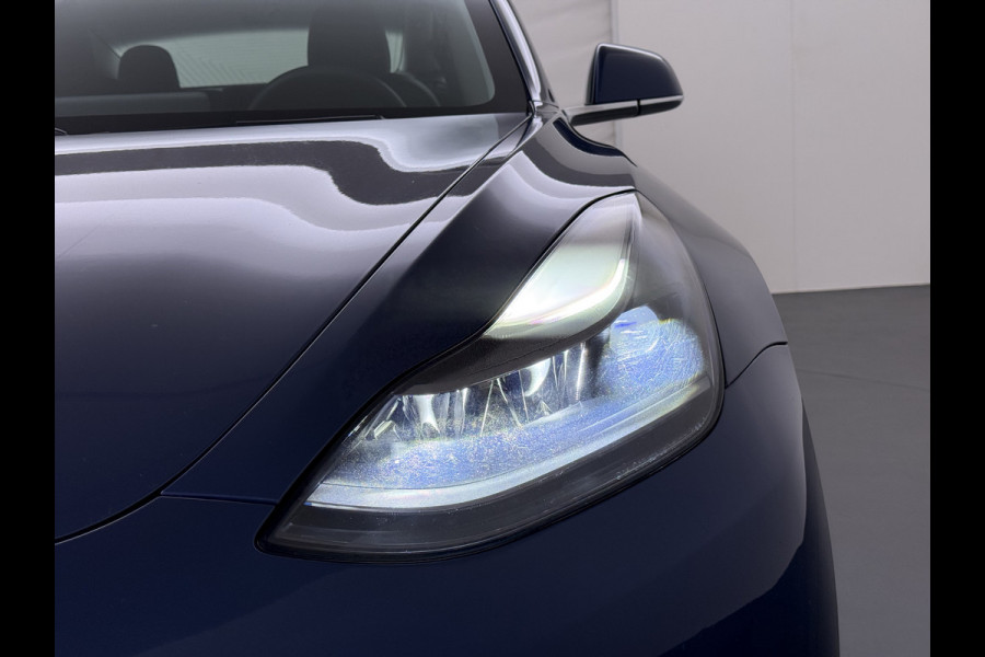 Tesla Model 3 SR Plus 325PK LFP Accu SOH 91% Lmv 18" AutoPilot Leder Pano-dak Adaptive-Cruise Camera's Elektr.-Stuur+Stoelen+Spiegels+Geheugen Navi LED ACC DAB Voorverwarmen interieur via App Keyless One-Pedal-Drive 1e Eigenaar Origineel Nederlandse Auto