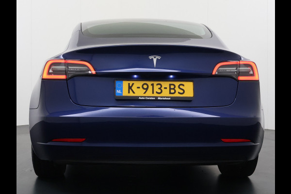 Tesla Model 3 SR Plus 325PK LFP Accu SOH 91% Lmv 18" AutoPilot Leder Pano-dak Adaptive-Cruise Camera's Elektr.-Stuur+Stoelen+Spiegels+Geheugen Navi LED ACC DAB Voorverwarmen interieur via App Keyless One-Pedal-Drive 1e Eigenaar Origineel Nederlandse Auto