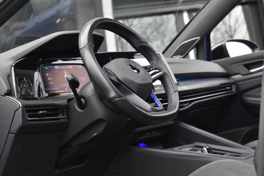 Volkswagen Golf 2.0 TSI R 4Motion Pano Lane ACC H&K Camera Drift