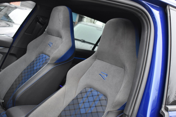 Volkswagen Golf 2.0 TSI R 4Motion Pano Lane ACC H&K Camera Drift