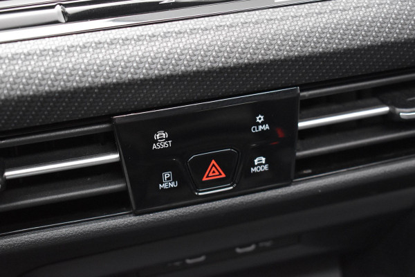 Volkswagen Golf 2.0 TSI R 4Motion Pano Lane ACC H&K Camera Drift