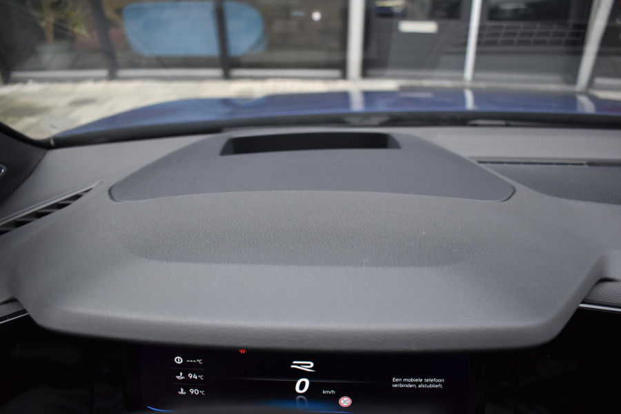 Volkswagen Golf 2.0 TSI R 4Motion Pano Lane ACC H&K Camera Drift