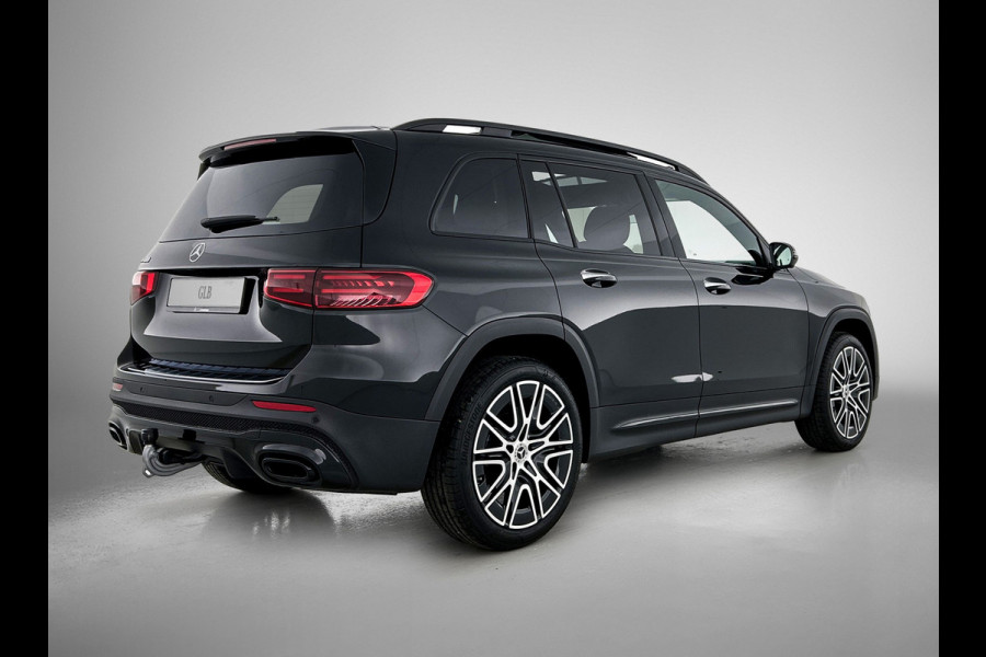Mercedes-Benz Glb 180 Business Solution AMG | AMG Line Plus pakket | Trekhaak | GUARD 360 ° Vehicle protection Plus | Panoramaschuifdak | Nightpakket | smartphone integratie | 360° camera | 20 inch AMG velgen | Head-up display |
