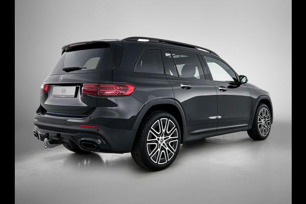 Mercedes-Benz Glb 180 Business Solution AMG | AMG Line Plus pakket | Trekhaak | GUARD 360 ° Vehicle protection Plus | Panoramaschuifdak | Nightpakket | smartphone integratie | 360° camera | 20 inch AMG velgen | Head-up display |