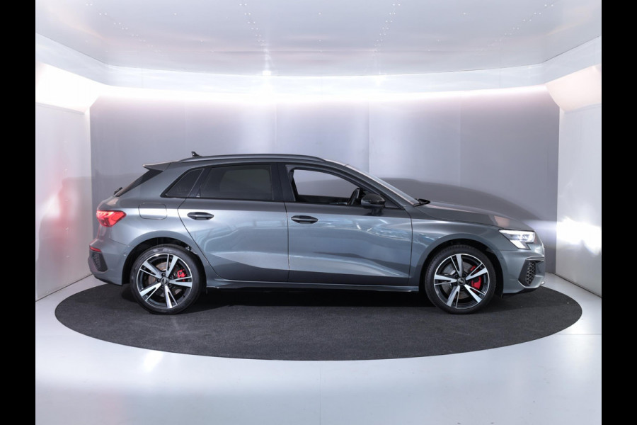 Audi A3 Sportback 45 TFSI e S edition 245 pk | SOH 94% | S-tronic | Navigatie | Parkeersensoren (Park assist) | Adaptieve cruise control | Matrix LED koplampen | S-Line |