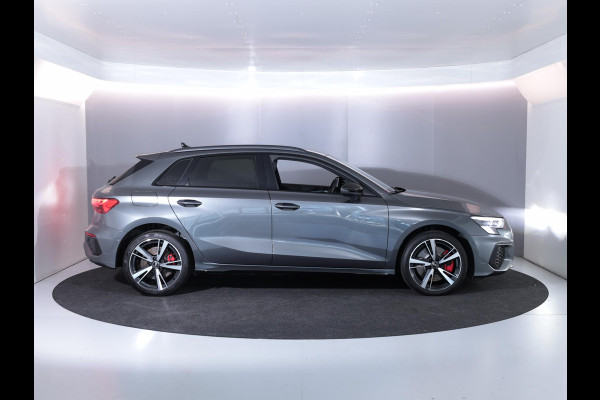 Audi A3 Sportback 45 TFSI e S edition 245 pk | SOH 94% | S-tronic | Navigatie | Parkeersensoren (Park assist) | Adaptieve cruise control | Matrix LED koplampen | S-Line |