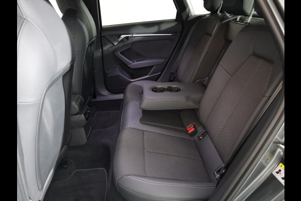 Audi A3 Sportback 45 TFSI e S edition 245 pk | SOH 94% | S-tronic | Navigatie | Parkeersensoren (Park assist) | Adaptieve cruise control | Matrix LED koplampen | S-Line |