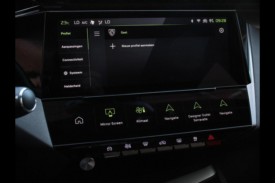 Peugeot 308 1.2 PureTech GT Climate control Adaptive cruise control Parkeersensoren Achteruitrijcamera Navigatie  LED Apple Carplay/ Android Auto