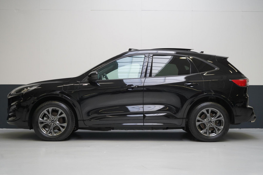 Ford Kuga 2.5 PHEV ST-Line | Panoramadak | Stoelverwarming | Blind-Spot | Stuurverwarming | Apple Carplay | All-seasonbanden |