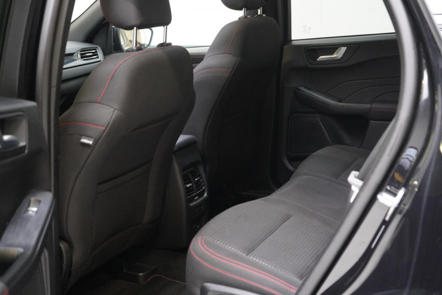 Ford Kuga 2.5 PHEV ST-Line | Panoramadak | Stoelverwarming | Blind-Spot | Stuurverwarming | Apple Carplay | All-seasonbanden |