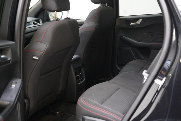 Ford Kuga 2.5 PHEV ST-Line | Panoramadak | Stoelverwarming | Blind-Spot | Stuurverwarming | Apple Carplay | All-seasonbanden |