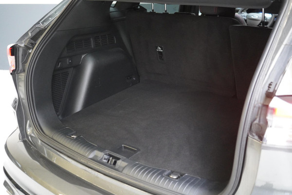 Ford Kuga 2.5 PHEV ST-Line | Panoramadak | Rode remklauwen | Apple Carplay | Winter Pack | Achteruitrijcamera