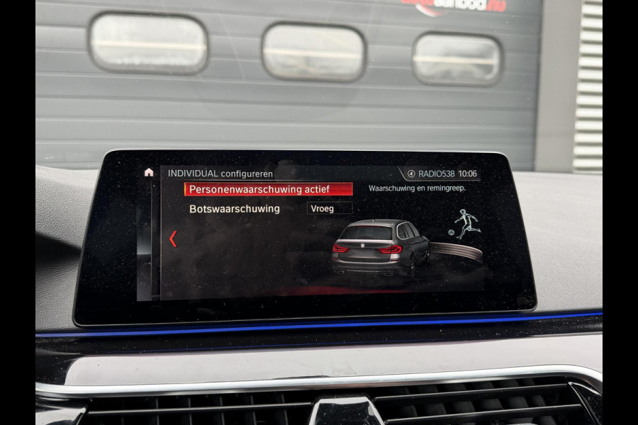 BMW 5 Serie Touring 520d xDrive High Executive M-Sport | Panoramadak | Camera | Elektrische Trekhaak | Elektrische Achterklep |