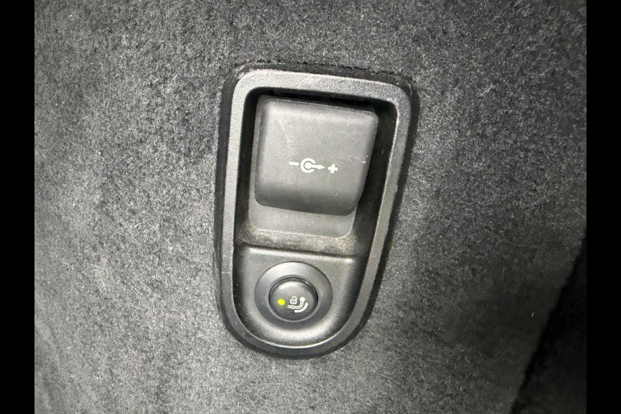 BMW 5 Serie Touring 520d xDrive High Executive M-Sport | Panoramadak | Camera | Elektrische Trekhaak | Elektrische Achterklep |