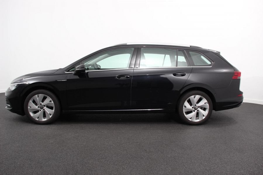 Volkswagen Golf Variant 1.5 eTSI 150pk DSG Style | Navigatie | Apple Carplay/Android Auto | Adaptive Cruise Control | Parkeersensoren | Camera | Stoel-en stuurverwarming | Blind Spot Assist | Ledverlichting voor