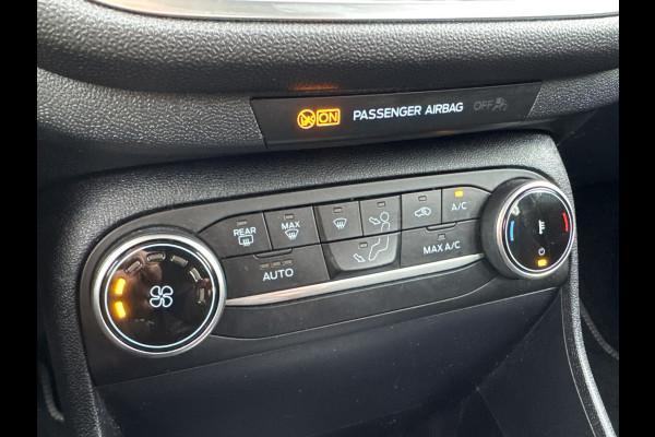 Ford Fiesta 1.0 EcoBoost Hybrid TITANIUM CRUISE/AIRCO/BLUETOOTH