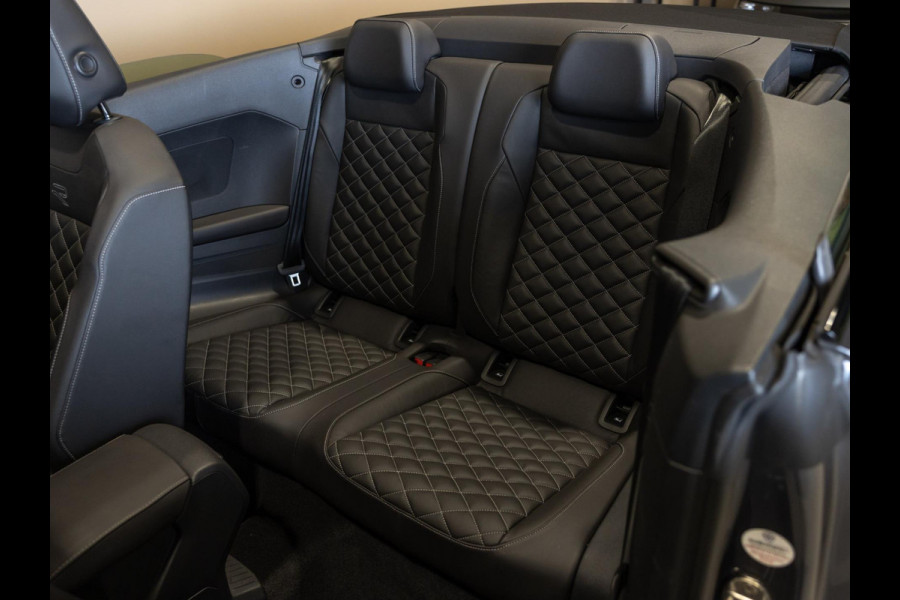 Volkswagen T-Roc Cabrio 1.5 TSI 3x R-Line / 150pk / Beats / Leder / Stoel en stuur verwarming /