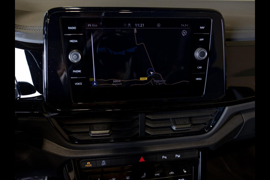 Volkswagen T-Roc Cabrio 1.5 TSI 3x R-Line / 150pk / Beats / Leder / Stoel en stuur verwarming /