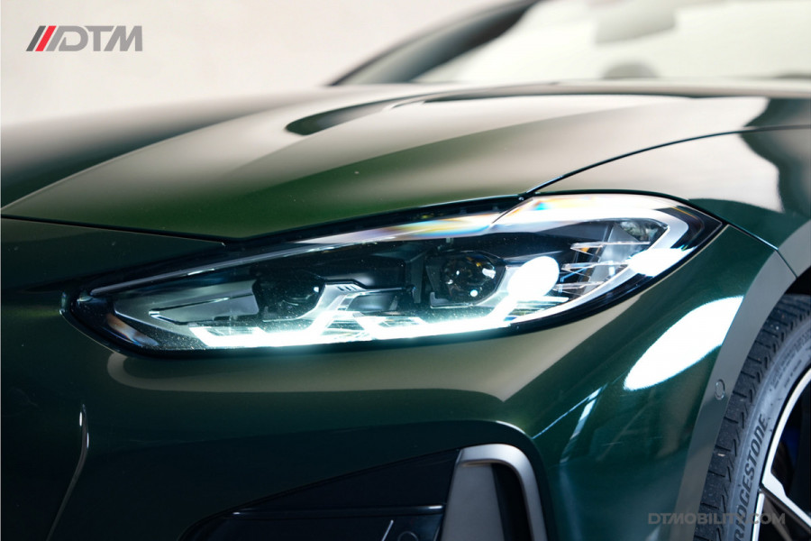 BMW 4 Serie Cabrio M440i xDrive High Executive | M-Sport | Ambient