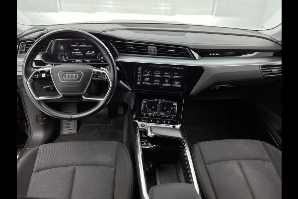 Audi e-tron Sportback 55 quattro Business edition 95 kWh(NL-auto, 90% SoH, Carplay, StoelV, Navi, Parkeersensoren, Etc)