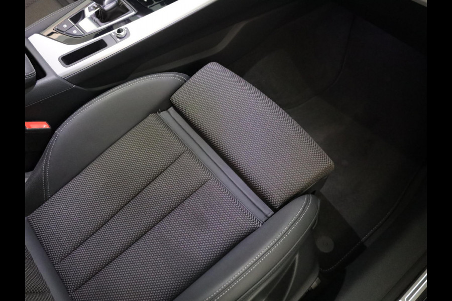 Audi A4 Avant 35 TFSI S edition Competition 150 pk S-tronic| Private lease vanaf €760,- pm | Verlengde garantie | Navigatie | Parkeersensoren | Autom. airco (3 zones) | Stoelverwarming | S-Line |