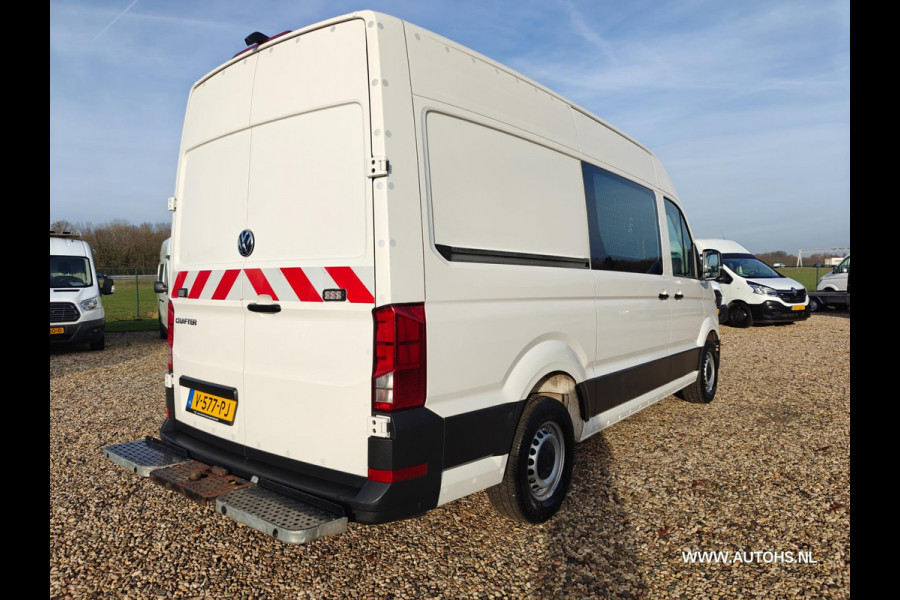 Volkswagen Crafter 35 2.0 TDI L3H3 EL Highline , euro 6 , 1e Eig. 3000 KG trekkracht , pracht bus , cruise camera , ex overheid.