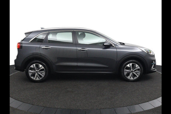 Kia e-Niro D.LINE*64 kWh*3FASE*CARPLAY*CAM*NAVI*ECC*LANE-ASS