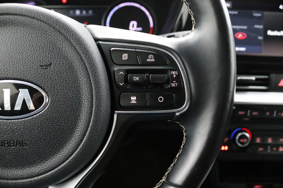 Kia e-Niro D.LINE*64 kWh*3FASE*CARPLAY*CAM*NAVI*ECC*LANE-ASS