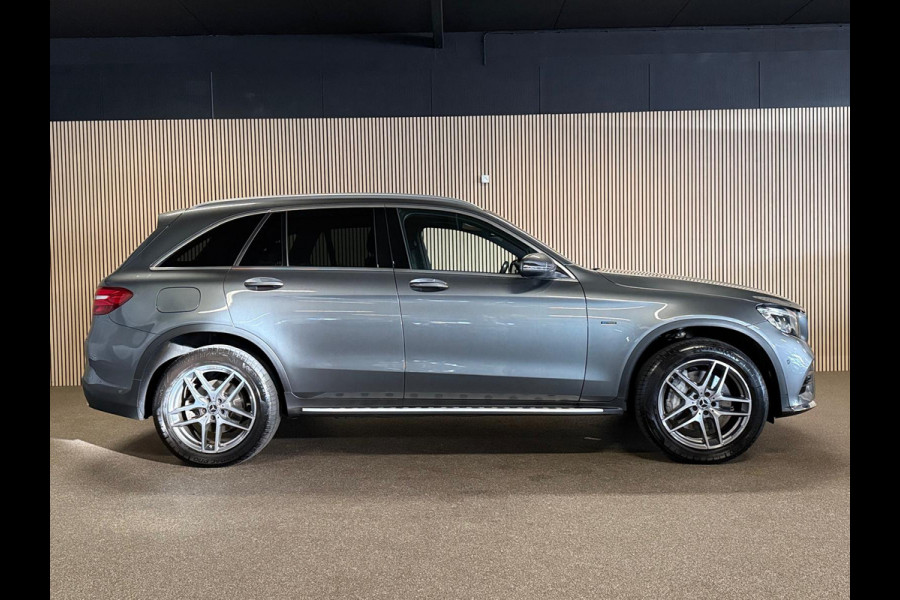 Mercedes-Benz GLC 350e 4 Matic AMG STYLING-PANORAMA-DISTRONIC-TREKHAAK-CAMERA-COMPLEET