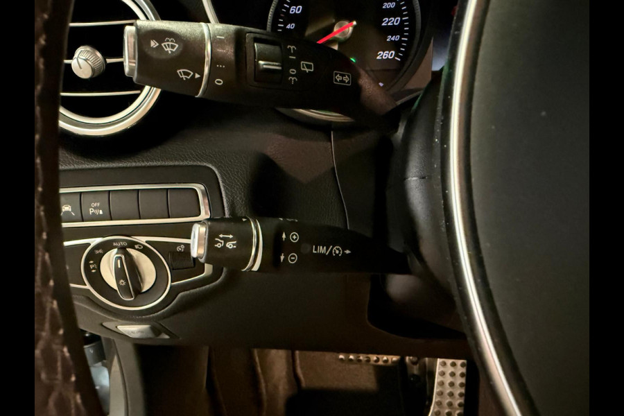 Mercedes-Benz GLC 350e 4 Matic AMG STYLING-PANORAMA-DISTRONIC-TREKHAAK-CAMERA-COMPLEET