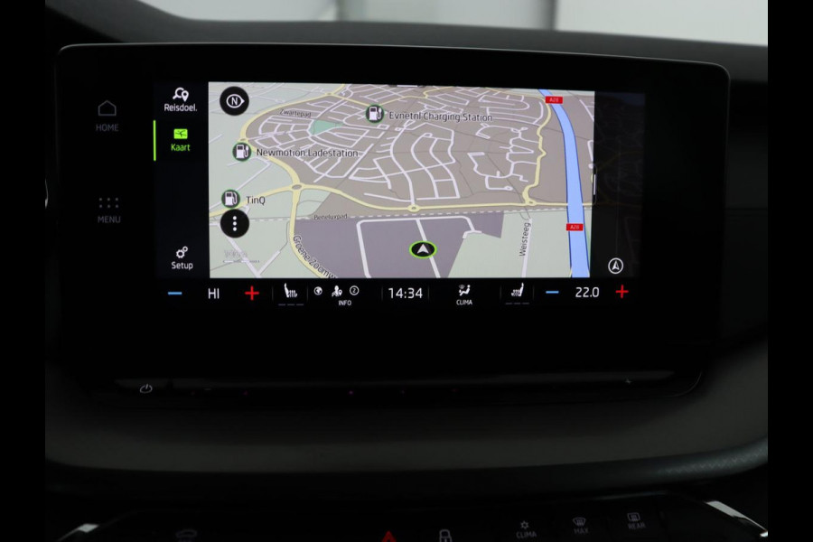 Škoda Octavia 1.0 e-TSI Ambition | Stoelverwarming | Trekhaak | Carplay | Navigatie | Full LED | Parkeerhulp | Cruise control | Climate control | Bluetooth