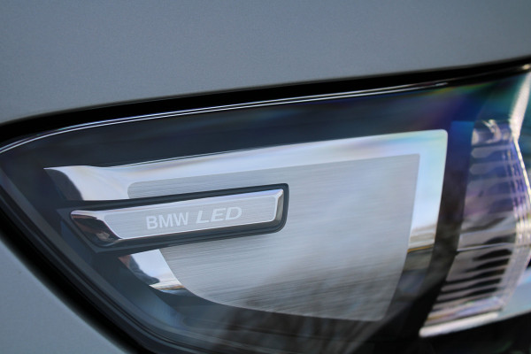 BMW X1 sDrive20i | BTW | M-SPORT | KEYLESS | HUD | 360 CAM | AMBIENCE LIGHT |