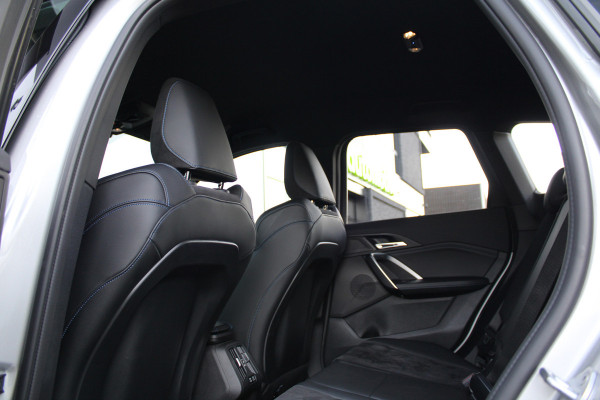 BMW X1 sDrive20i | BTW | M-SPORT | KEYLESS | HUD | 360 CAM | AMBIENCE LIGHT |